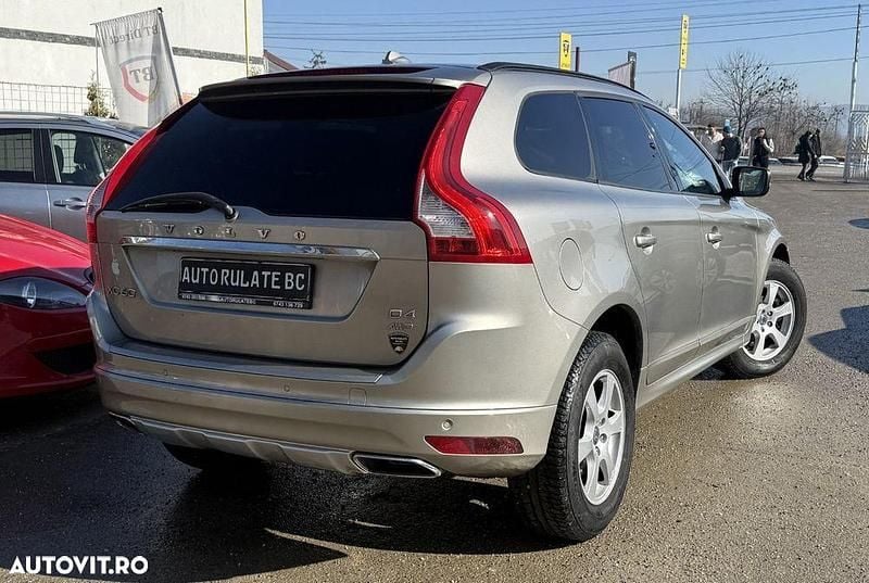 Second-hand Volvo XC60 163 CP (119 kW) 2014 Culoarebej SUV
