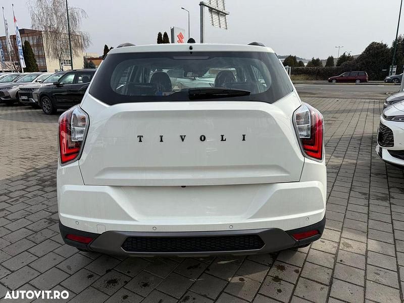 Second-hand Ssangyong (KGM) Tivoli 163 CP (119 kW) 2024 Culoarebej SUV