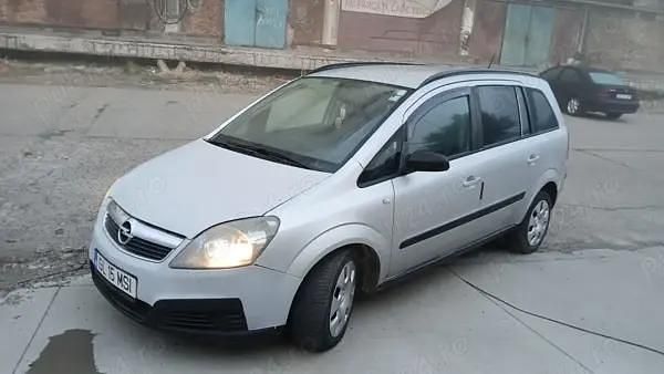 Utilizat 2006 Opel Zafira SUV | 2.200 EUR - Imagine 1/4