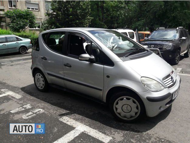 Gri Utilizat 2003 Mercedes A170 Break | 3.000 EUR - Imagine 1/4
