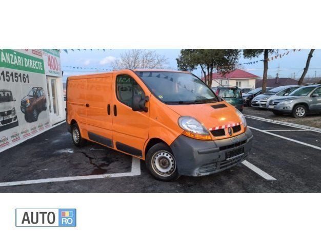 Second-hand Renault Trafic 101 CP (74 kW) 2006 Portocaliu Monovolum