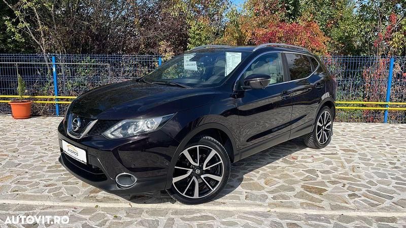 Culoaremaro Utilizat 2015 Nissan Qashqai Tekna SUV | 10.490 EUR (Preț OK) - Imagine 1/4