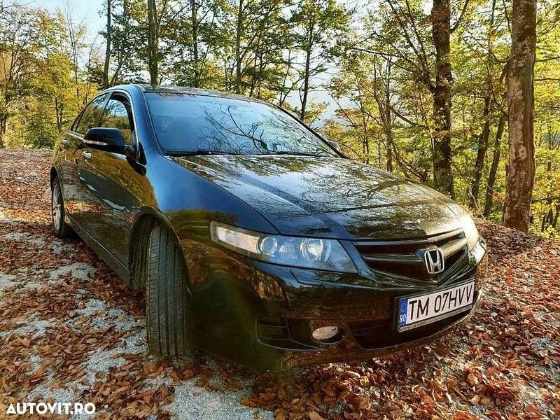 Culoarenegru Utilizat 2008 Honda Accord Sport Berlinǎ | 4.500 EUR - Imagine 1/4