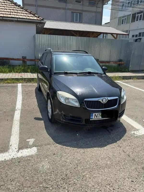 Utilizat 2009 Skoda Fabia Break | 2.700 EUR (Preț OK) - Imagine 1/4