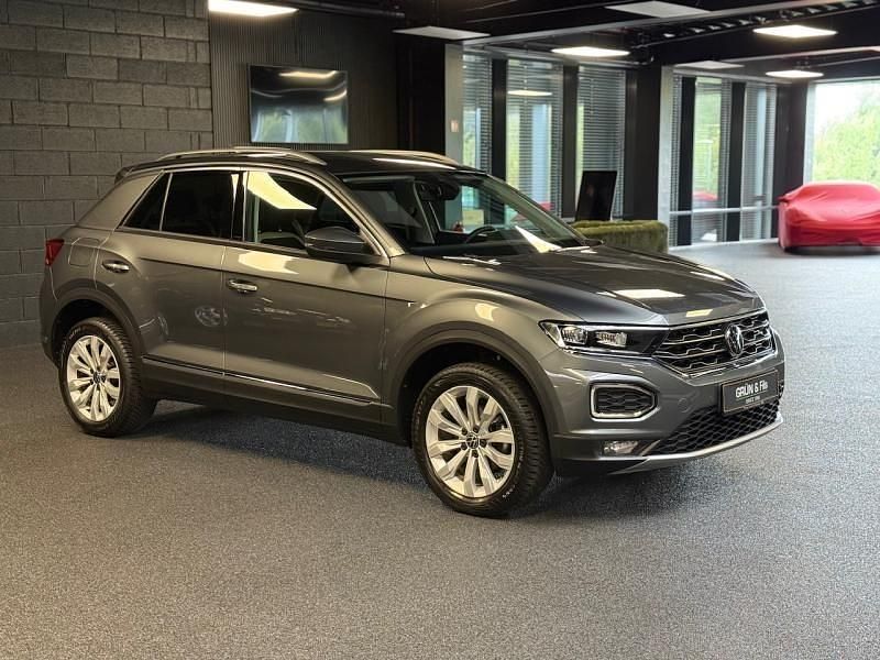 Utilizat 2021 VW T-Roc Sport SUV | 26.308 EUR (Scump) - Imagine 1/1