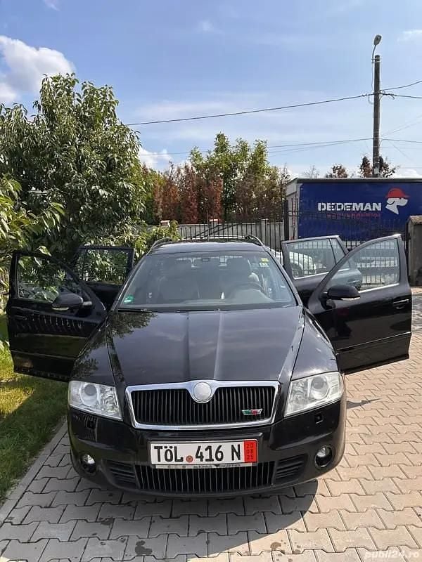 Utilizat 2009 Skoda Octavia vRS Break | 2.590 EUR (Super Preț) - Imagine 1/4
