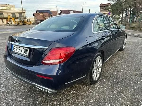 Second-hand Mercedes E220 194 CP (142 kW) 2018 Berlinǎ
