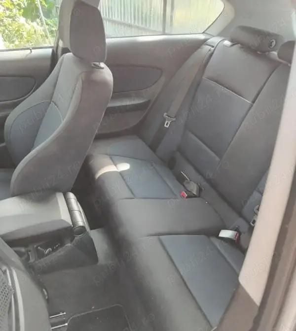 Utilizat 2009 BMW 118 Hatchback | 2.000 EUR (Super Preț) - Imagine 1/4