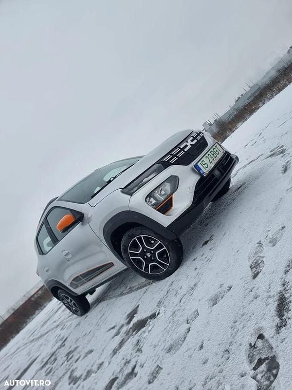 Second-hand Dacia Spring Expression 33 kW (45 CP) 2022 Culoaregri Hatchback