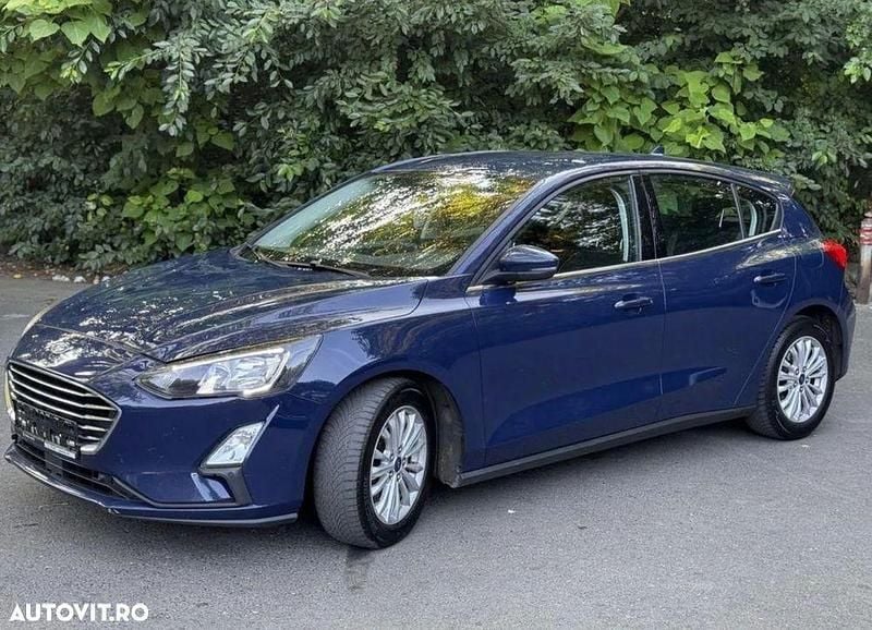 Albastru Utilizat 2020 Ford Focus Titanium Hatchback | 12.500 EUR (Preț OK) - Imagine 1/4