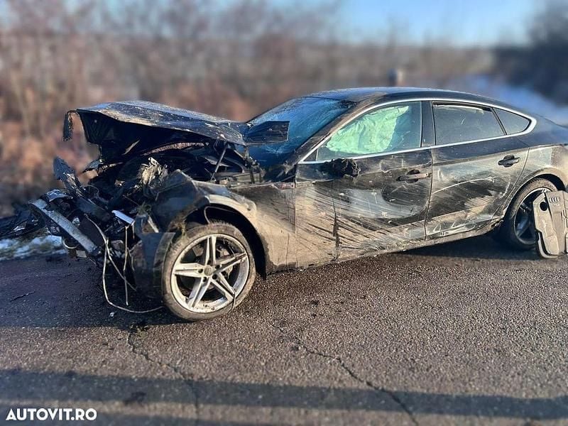 Culoarenegru Second-hand 2019 Audi A5 S-Line Hatchback | 6.900 EUR - Imagine 1/4