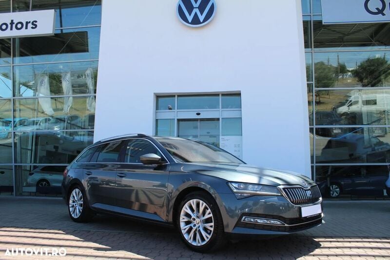 Gri Utilizat 2020 Skoda Superb Style Break | 26.990 EUR - Imagine 1/4