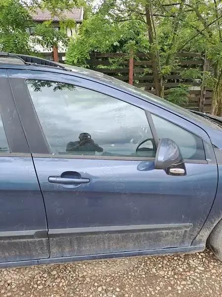 Utilizat 2008 Peugeot 308 Break | 4.000 EUR (Scump) - Imagine 1/4