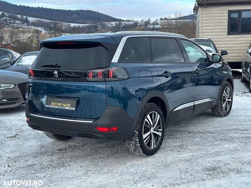 Second-hand Peugeot 5008 Allure 130 CP (95 kW) 2023 Culoarealbastru SUV