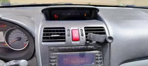 Gri Utilizat 2013 Subaru XV SUV | 7.500 EUR - Imagine 1/4