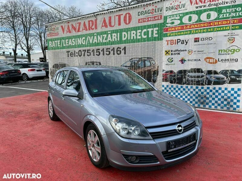 Gri Utilizat 2005 Opel Astra Berlinǎ | 3.299 EUR (Scump) - Imagine 1/4