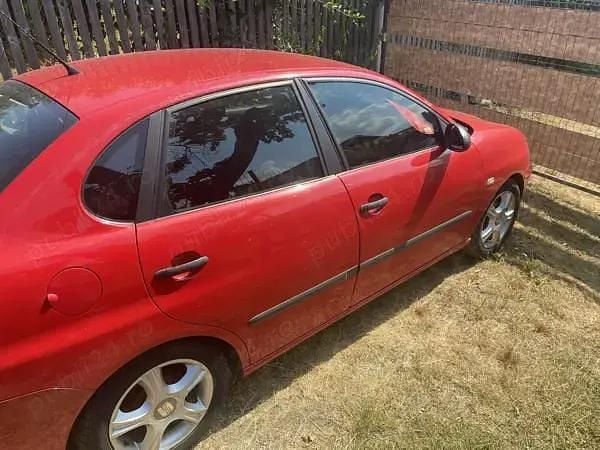 Rosu Utilizat 2007 Seat Cordoba Berlinǎ | 2.000 EUR - Imagine 1/4