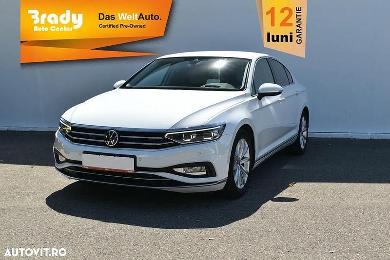 Culoarealb Utilizat 2020 VW Passat Highline Berlinǎ | 28.850 EUR (Scump) - Imagine 1/4