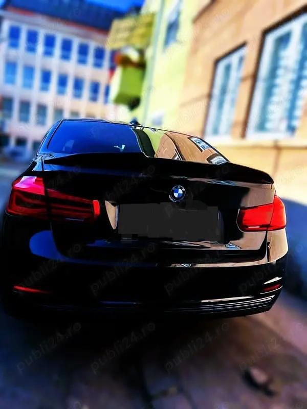 Second-hand BMW 330 252 CP (185 kW) 2018 Berlinǎ