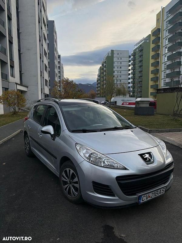 Second-hand Peugeot 207 Active 75 CP (55 kW) 2011 Culoareargint Break