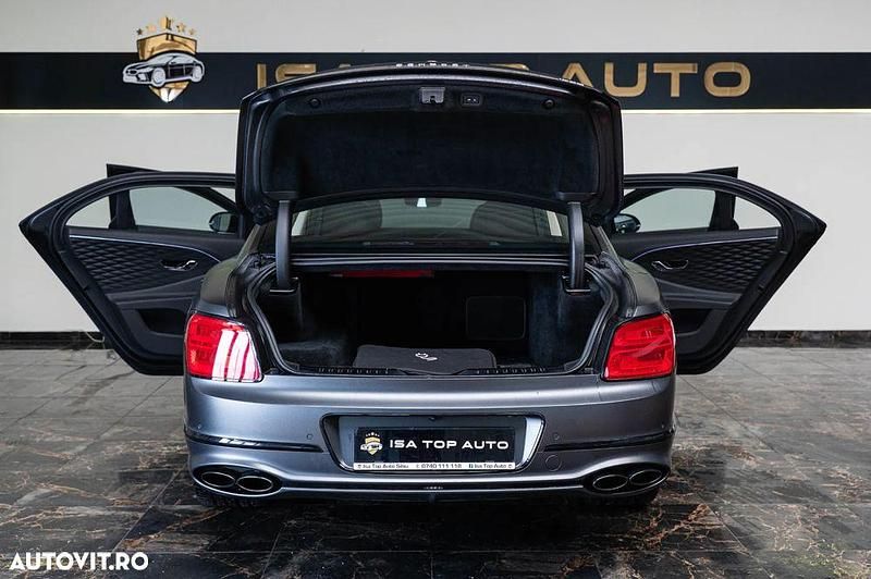 Second-hand Bentley Flying Spur Mulliner 544 CP (400 kW) 2023 Culoaregri Berlinǎ