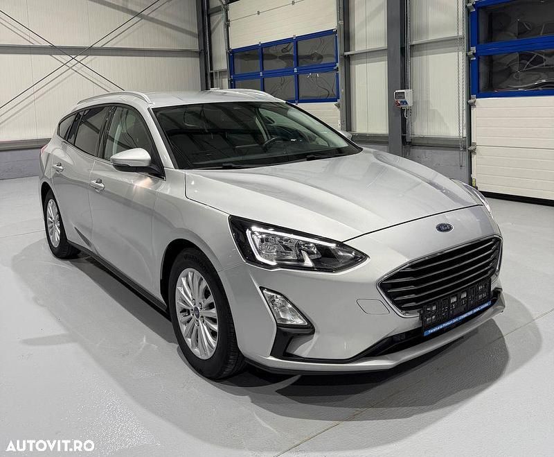 Second-hand Ford Focus Titanium X 120 CP (88 kW) 2021 Culoareargint Break