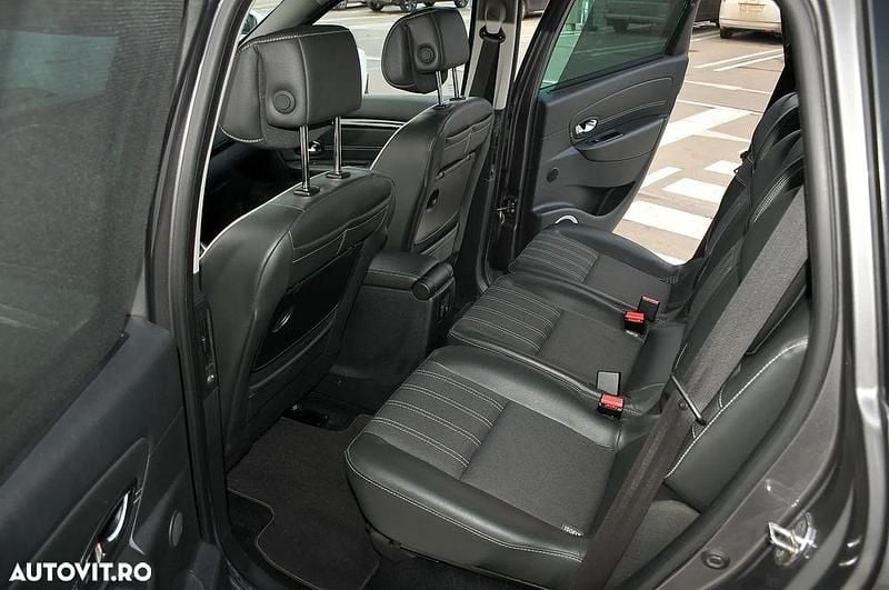 Second-hand Renault Scénic III 110 CP (80 kW) 2012 Culoaregri Monovolum