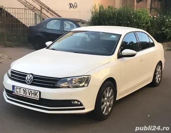 Alb Utilizat 2017 VW Jetta Berlinǎ | 6.800 EUR (Super Preț) - Imagine 1/4
