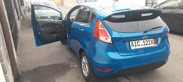 Second-hand Ford Fiesta 100 CP (73 kW) 2015 Hatchback