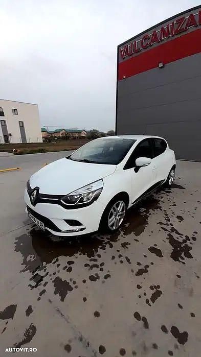 Second-hand Renault Clio IV 90 CP (66 kW) 2019 Culoarealb Hatchback