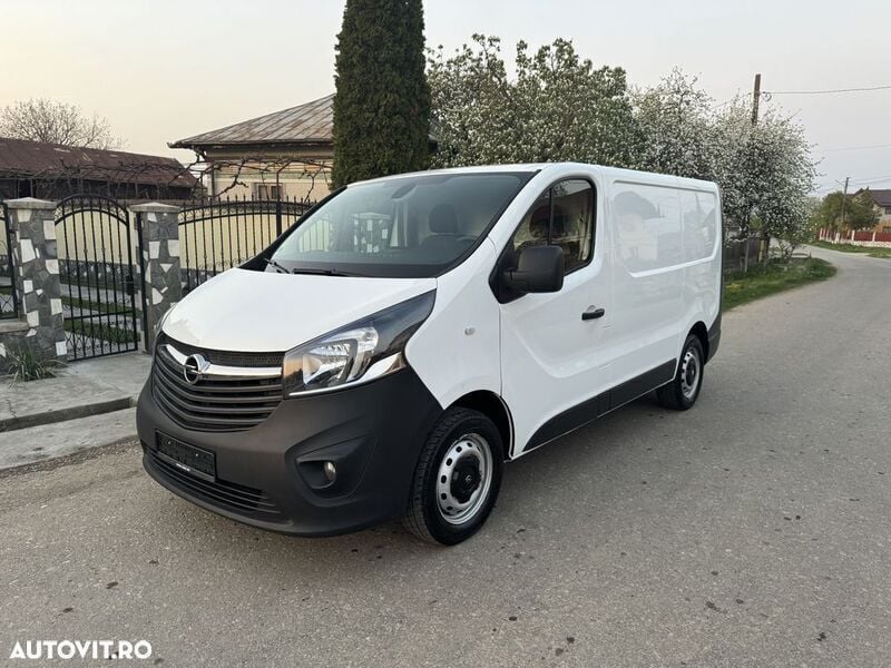 Alb Utilizat 2018 Opel Vivaro Van | 9.990 EUR (Preț bun) - Imagine 1/4