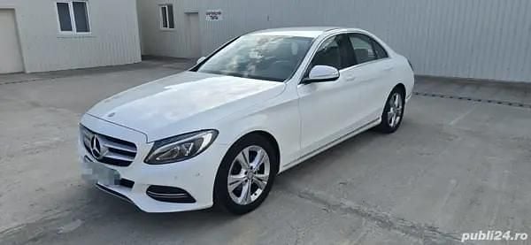 Second-hand Mercedes 220 240 CP (176 kW) 2016 Berlinǎ