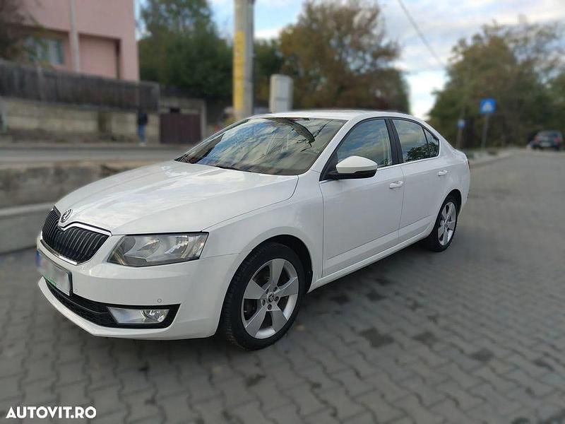 Culoarealb Utilizat 2013 Skoda Octavia Elegance Berlinǎ | 9.450 EUR (Puțin scump) - Imagine 1/4