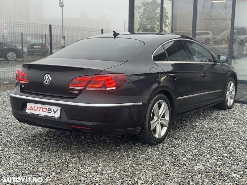 Second-hand VW Passat 140 CP (102 kW) 2012 Culoarenegru Berlinǎ
