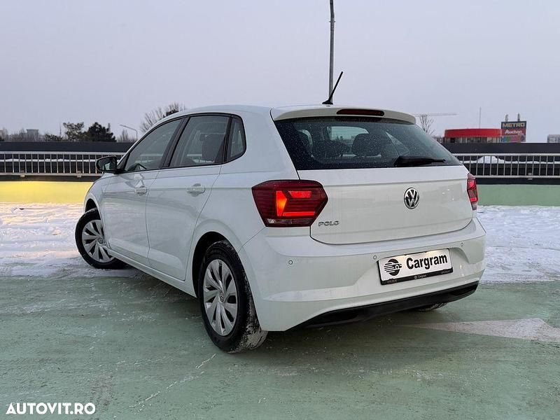 Second-hand VW Polo Comfortline 95 CP (69 kW) 2020 Culoarealb Hatchback
