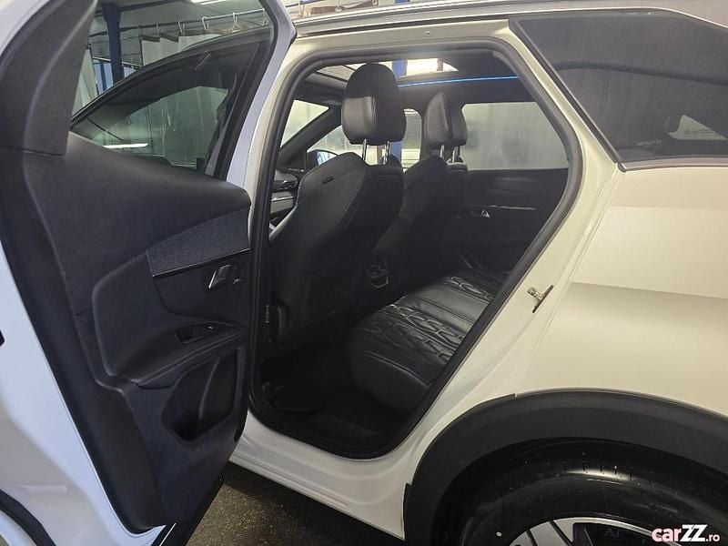 Second-hand Peugeot 3008 GT-line 165 CP (121 kW) 2017 Alb SUV