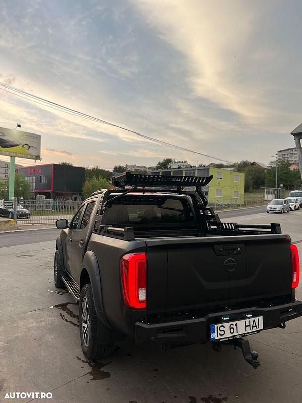 Second-hand Nissan Navara 190 CP (139 kW) 2016 Culoarenegru Pickup