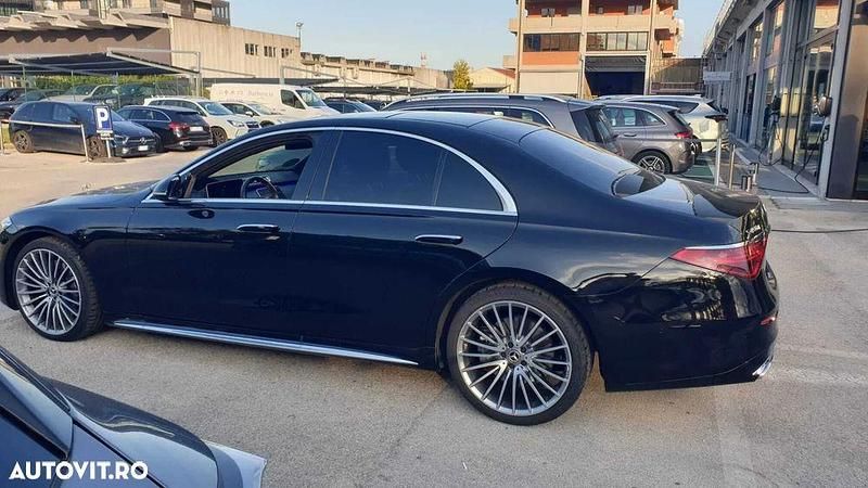 Second-hand Mercedes S450 367 CP (269 kW) 2024 Culoarenegru Berlinǎ