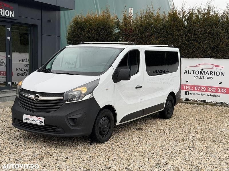 Second-hand Opel Vivaro 115 CP (84 kW) 2015 Culoarealb Monovolum