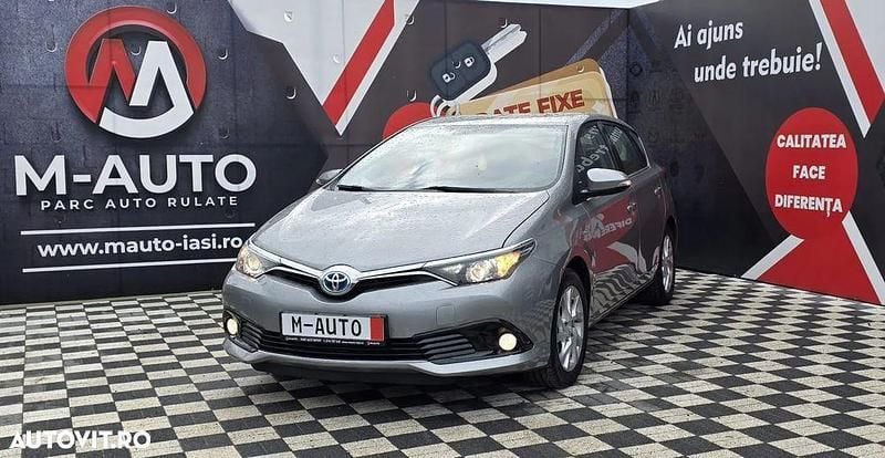 Culoareargint Utilizat 2015 Toyota Auris Hybrid Hatchback | 10.490 EUR (Preț OK) - Imagine 1/4