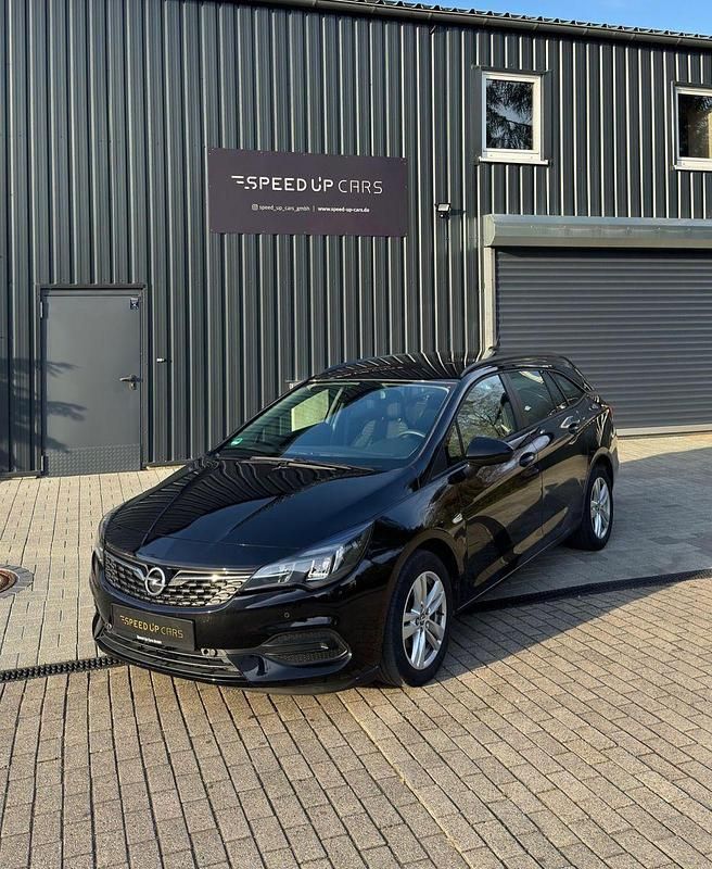 Utilizat 2021 Opel Astra Edition Break | 16.339 EUR - Imagine 1/1