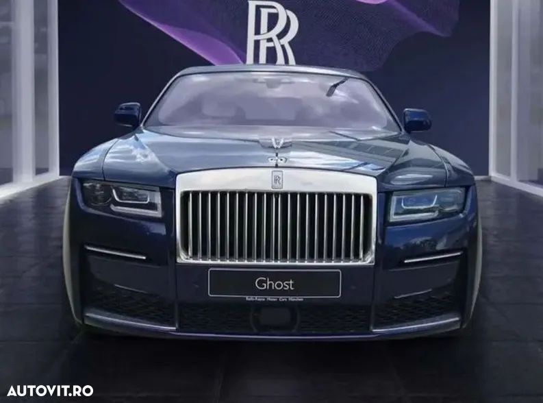 Second-hand Rolls Royce Ghost 571 CP (419 kW) 2022 Albastru Berlinǎ