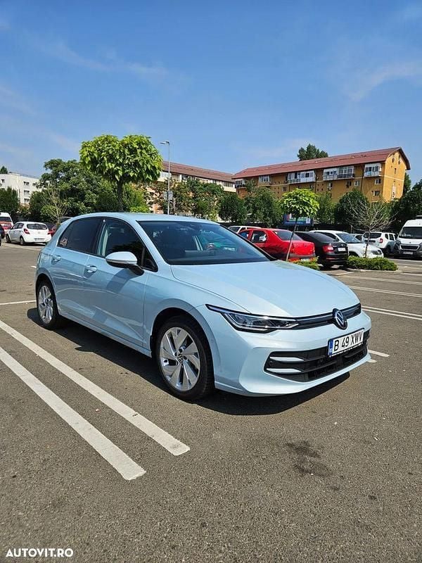 Albastru Nouă 2024 VW Golf VIII Life Hatchback | 23.000 EUR (Preț OK) - Imagine 1/4
