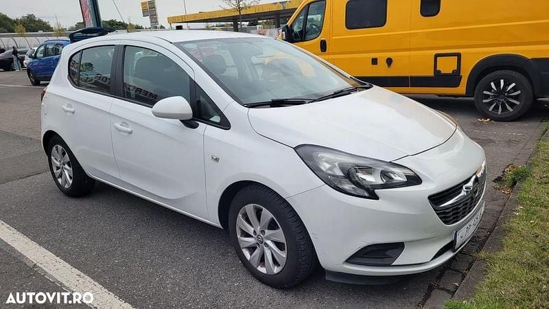 Culoarealb Utilizat 2017 Opel Corsa Selection Hatchback | 5.324 EUR (Super Preț) - Imagine 1/4
