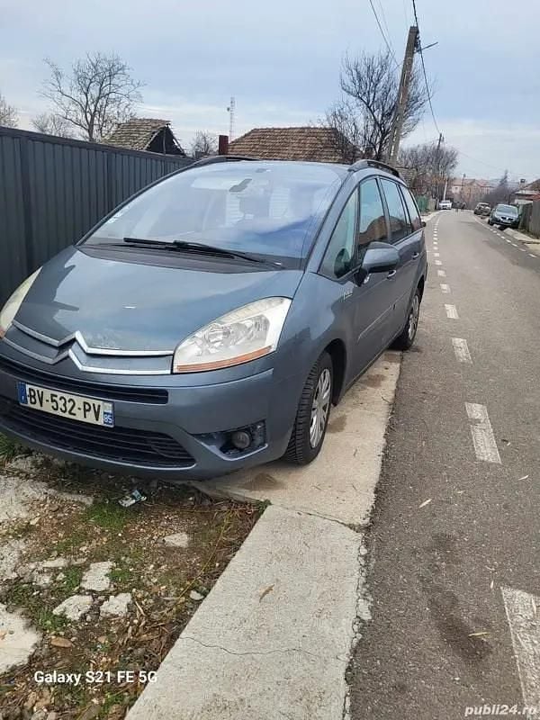 Second-hand 2009 Citroën C4 Picasso Monovolum | 1.500 EUR (Preț bun) - Imagine 1/4