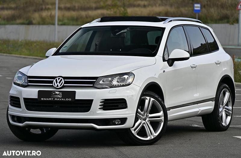Culoarealb Utilizat 2014 VW Touareg SUV | 17.900 EUR (Preț bun) - Imagine 1/4