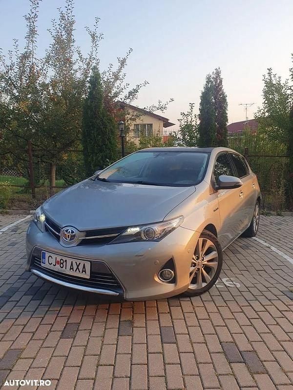 Culoaregri Utilizat 2013 Toyota Auris Hybrid Hatchback | 9.450 EUR (Preț OK) - Imagine 1/4