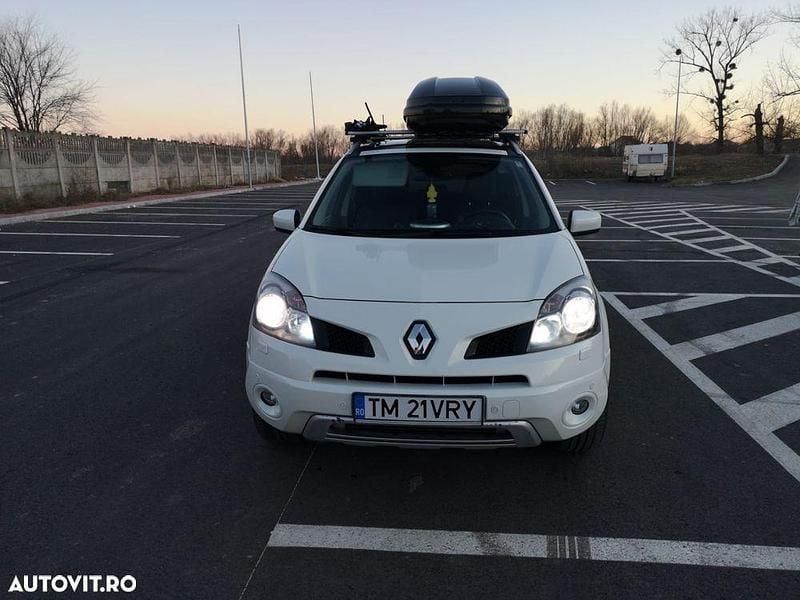 Culoarealb Utilizat 2011 Renault Koleos Night&Day SUV | 6.150 EUR (Preț bun) - Imagine 1/4
