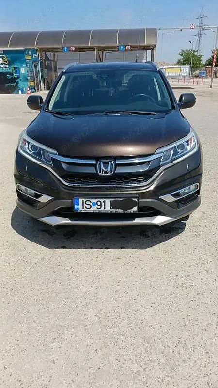 Maro Utilizat 2015 Honda CR-V SUV | 16.200 EUR (Puțin scump) - Imagine 1/4