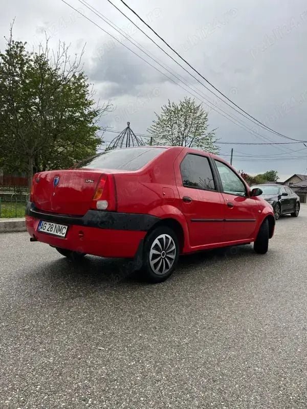 Utilizat 2006 Dacia Logan Berlinǎ | 1.600 EUR (Preț OK) - Imagine 1/4
